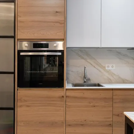 Apartment Aura *